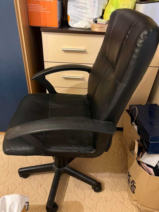 офис стол изкуствена кожа