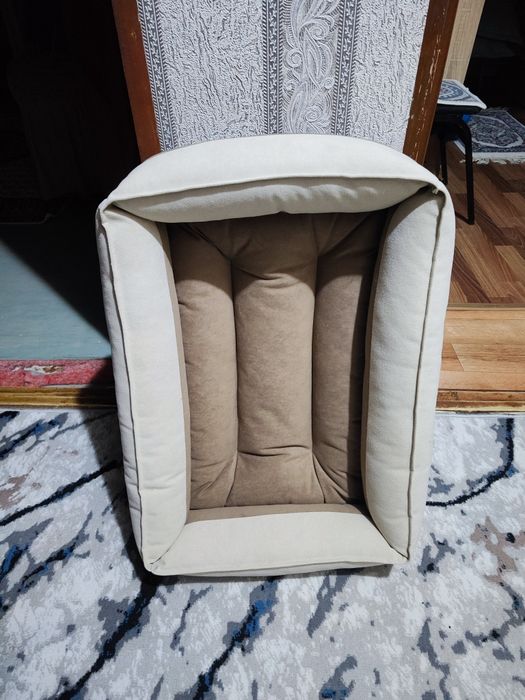 Лежанка для собак