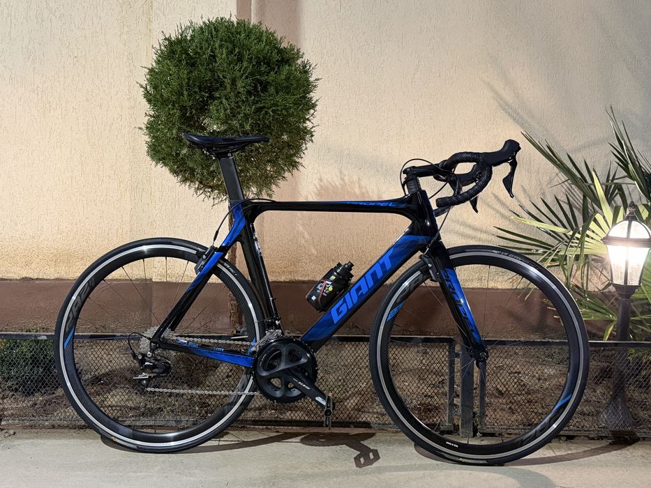 Шоссейный велосипед Giant advanced propel