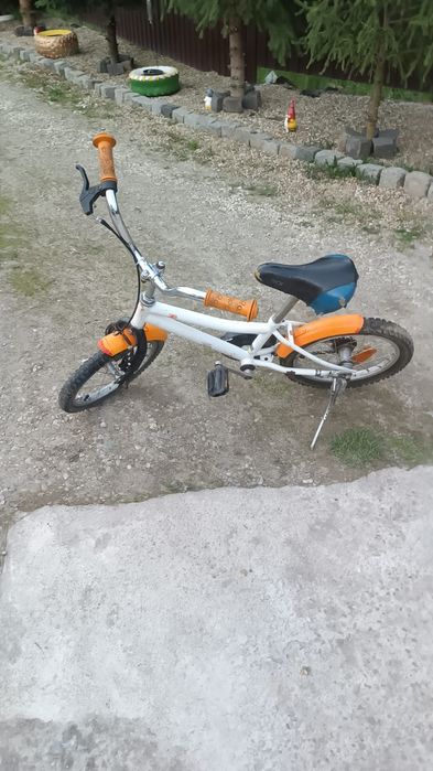 Vând bicicleta pentru copii