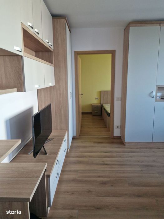 Vand ap. 2 camere + loc de parcare + boxa la ISHO