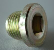 Лада Ларгус, Renault. Пробка поддона картера двигателя,КПП.