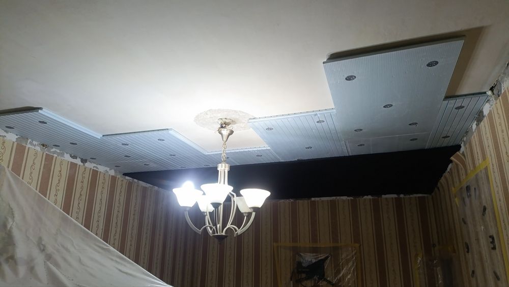 Срочно продается люстра