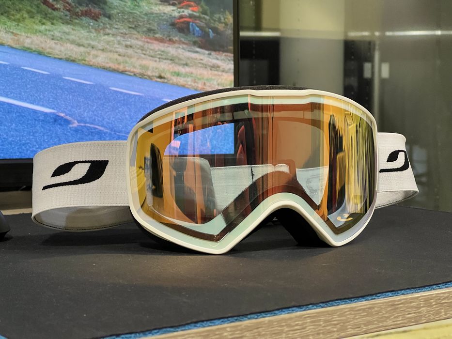 Нова Фотохромна ски маска Julbo Cyclon