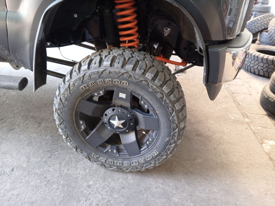 35 13.5 20 Roadcruza 3200