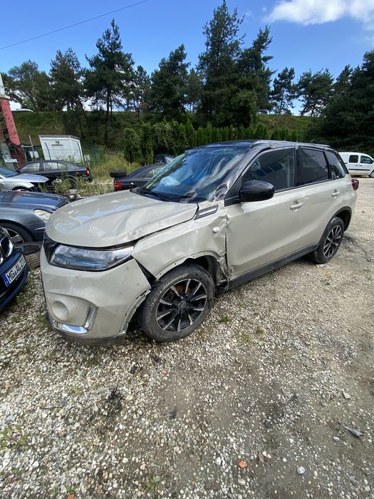 Vand suzuki vitara avariat