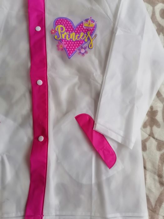 Дъждобран за момиче с шапка 4-5 години