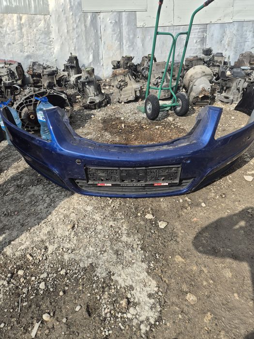 Оригинална броня за Опел Зафира Б 2005 - 2008г