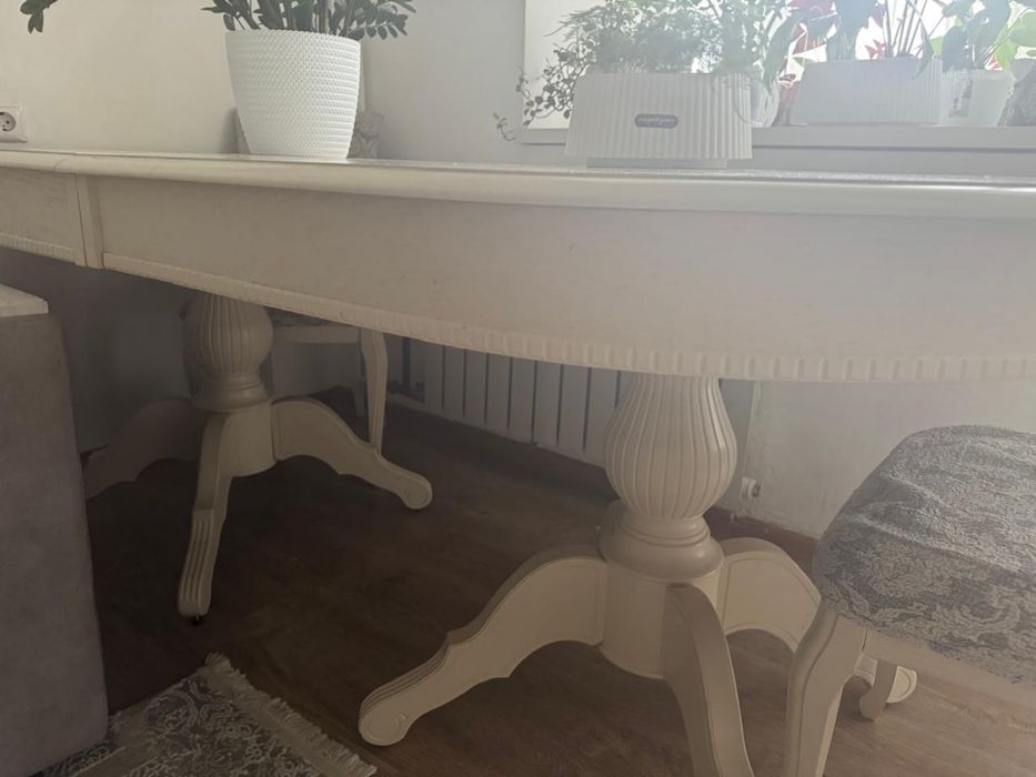 Продам стол раздвижной Рафаэль