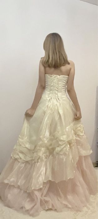 Продам свадебное платье