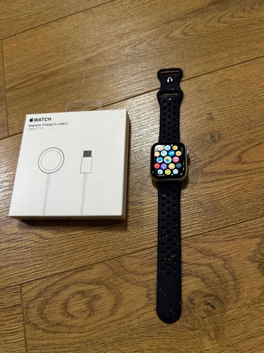 Apple Iwatch 4 40mm Grey BH 97%