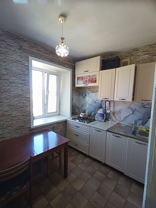 трёхком квартира,район 16 школы