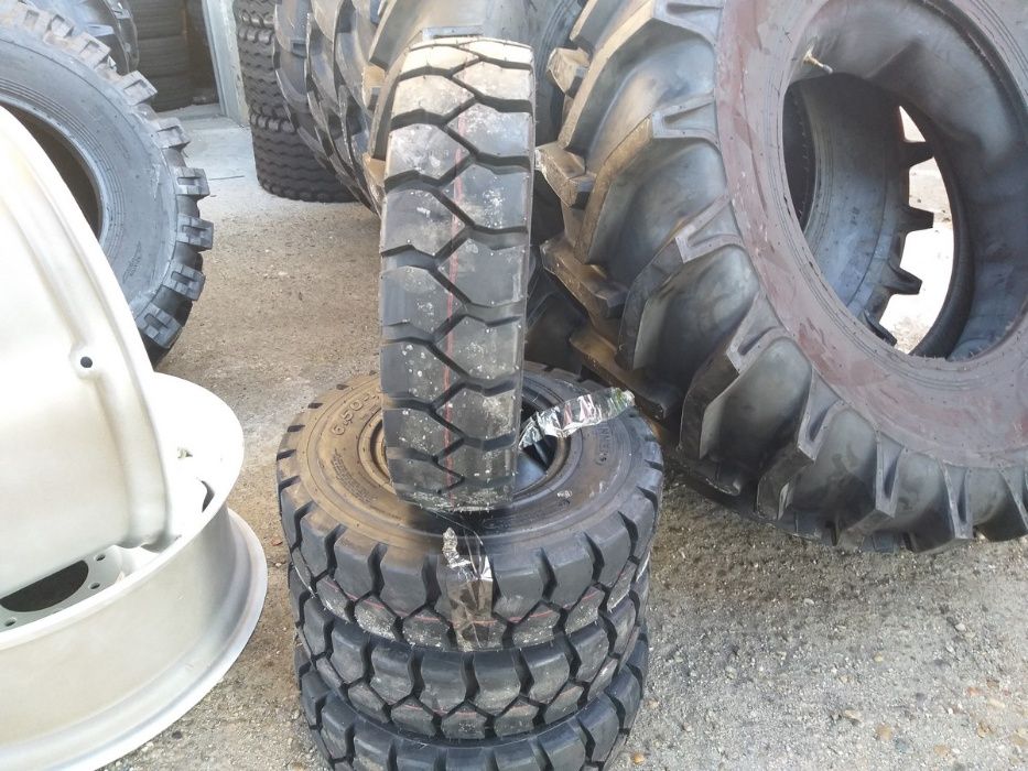 Cauciucuri noi 6.50-10 pentru motostivuitor anvelope cu camera R10