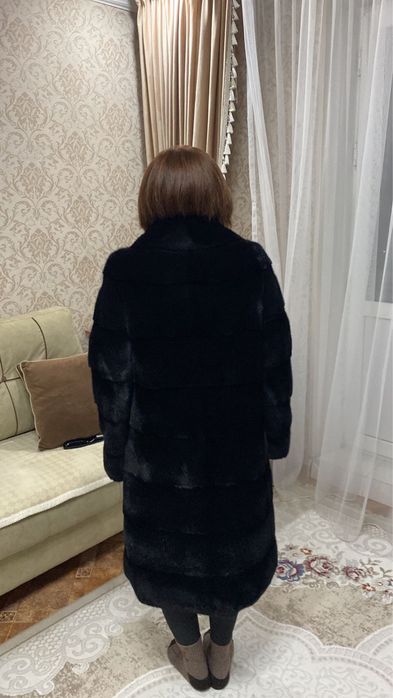 Продам норковую шубу BLACK GLAMA
