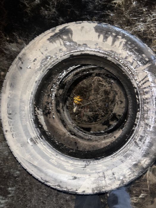 Шины комплект  225/65/17