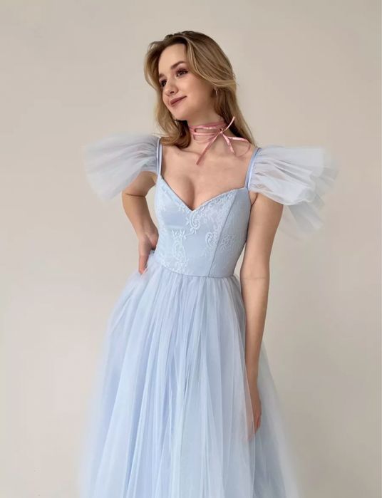 Продам платье, красивое, вечернее, голубое