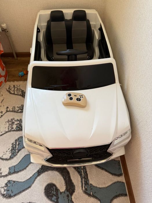 Детская машина игрушка