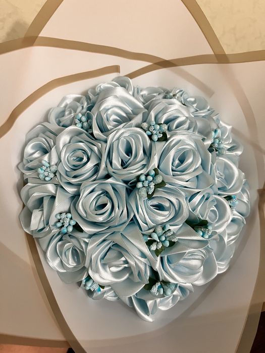 Букет из атласных лент