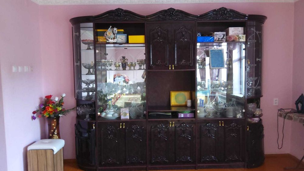 Горка для гостиной