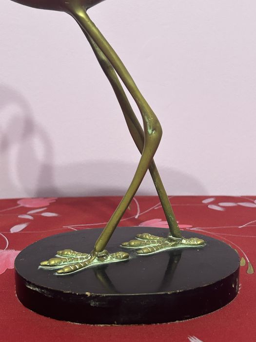 Sculptură Vintage din Bronz – Pasăre Stilizată