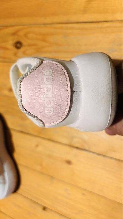 детски маратонки adidas b bubble