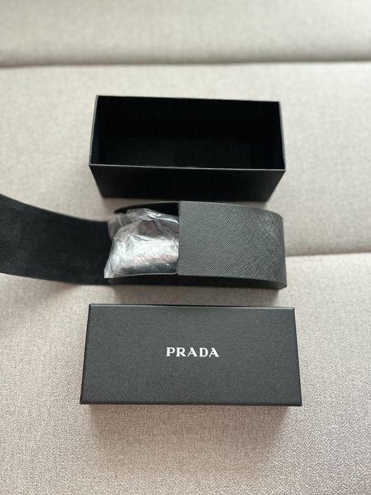 Ochelari Prada de soare