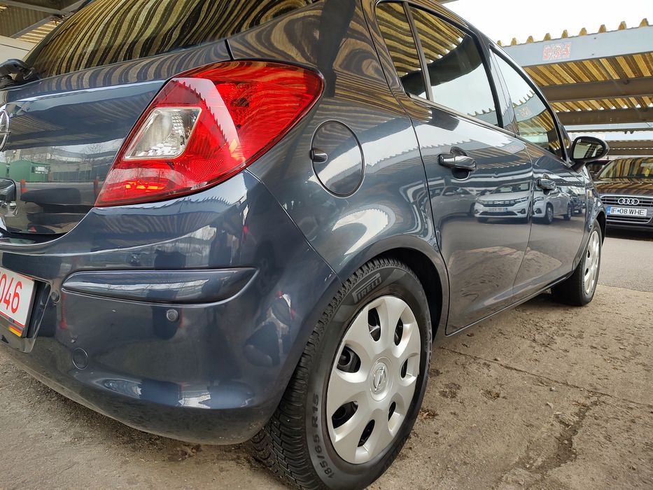 Opel CORSA D 1.2benzina automată easytronic .rar efectuat.distrbutie