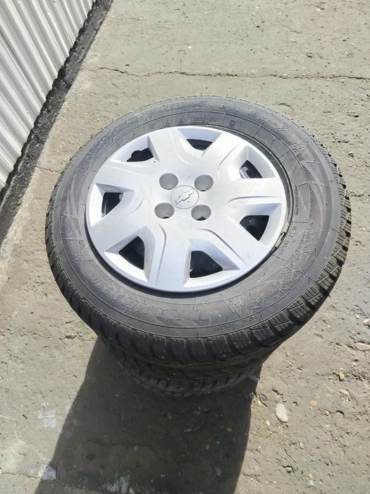 Донгелек сатамынПродам шины.