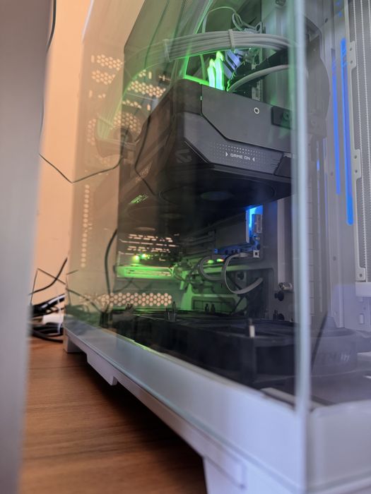 Видеокарта Gigabyte RTX 5090 Gaming OC, 32 GB.