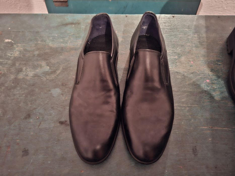 Куртка и ботинка, туфли