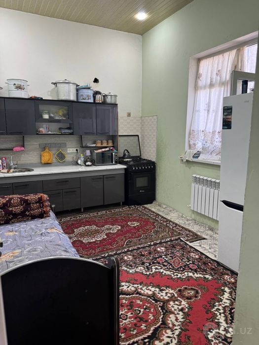 Лайлак махаллада ховли сотилади