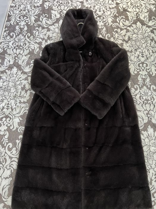 Продам норковую шубу в отличном состоянии