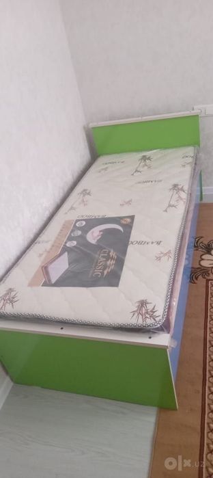 Односпальная кровать