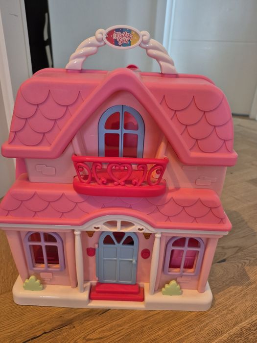 Casa de familie cu sunet si lumini