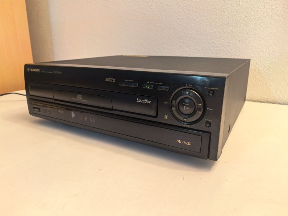 CD Pioneer CLD D515 Laser Disc video disc
