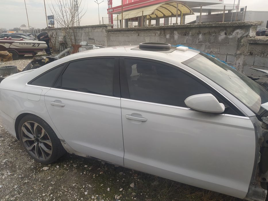 Audi A6 2013 година