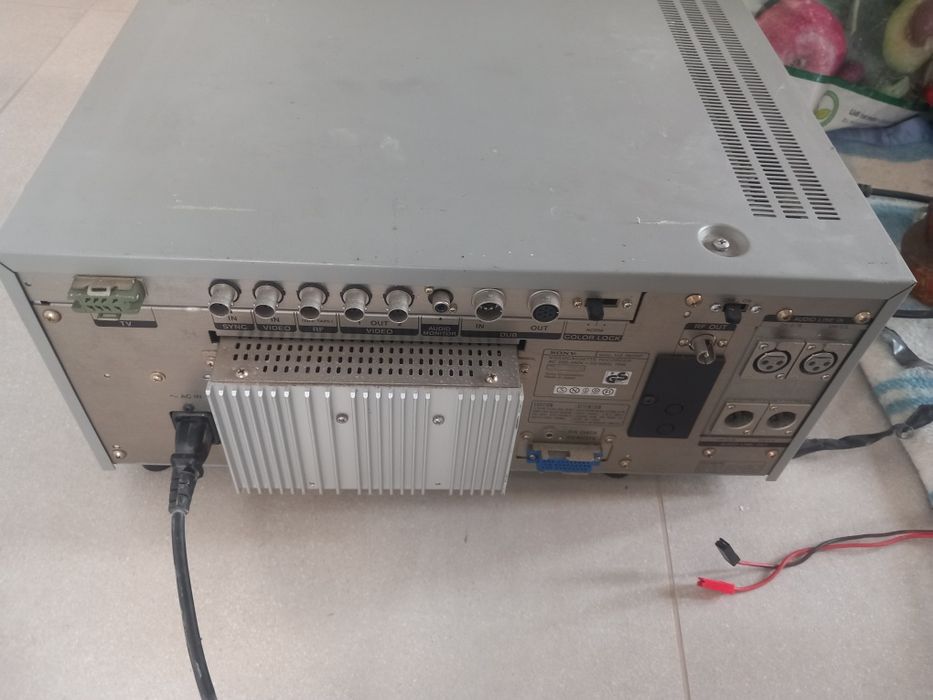 Video recorder sony  vo 9600 p