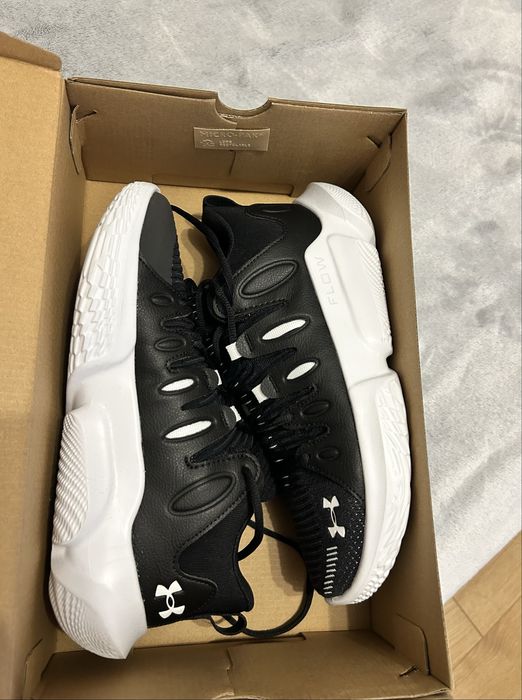 Спортни обувки Under Armour W Flow Breakthru 4