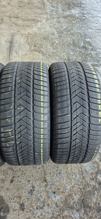 4 anvelope iarna RFT Pirelli,fata 245/40/19,spate 275/35/19.Pret/buc.
