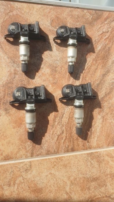 Датчици за налягане в гумите на Тойота