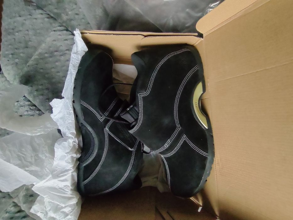 Мъжки обувки adidas