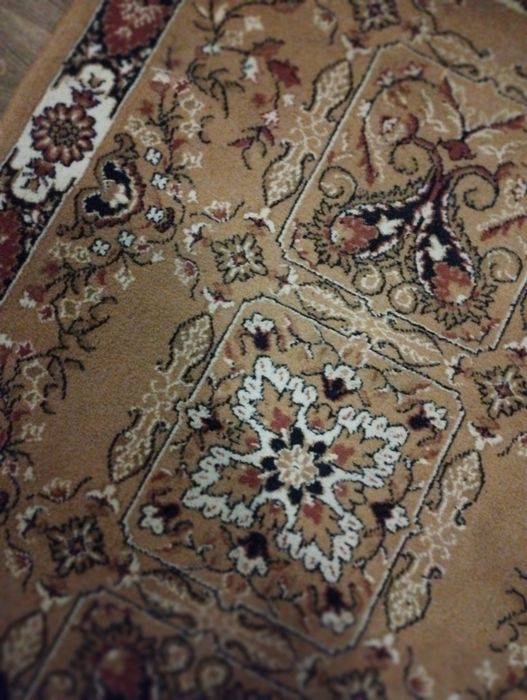 Vând trei mochete foarte bune