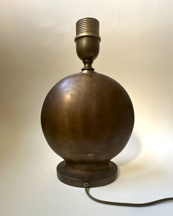 Lampa vintage veche soclu de alama tunata