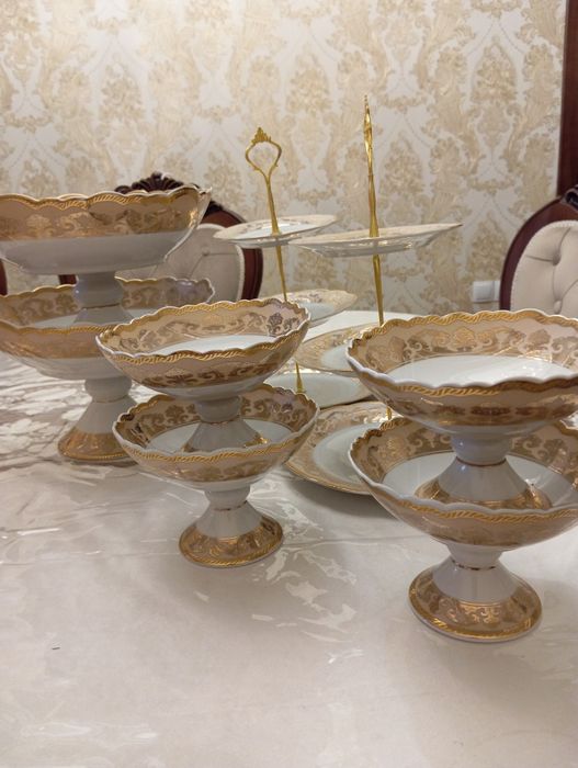 Набор посуды для зала.