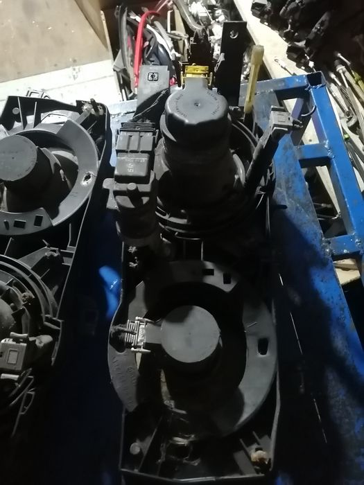 Продам фары бмв е34 оригинал