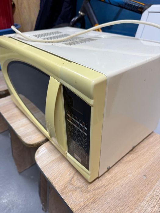 Микроволновка б/у