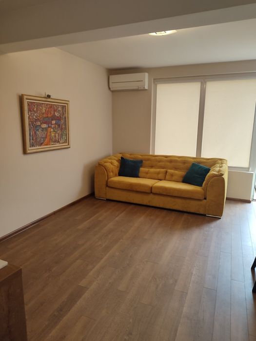 Дава се под наем Тристаен апартамент в Пазарджик, Окръжна болница - 94 кв.м за 357 € - Снимка #1