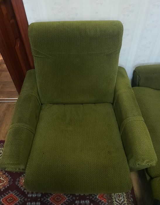 Продам диван и 2 кресла