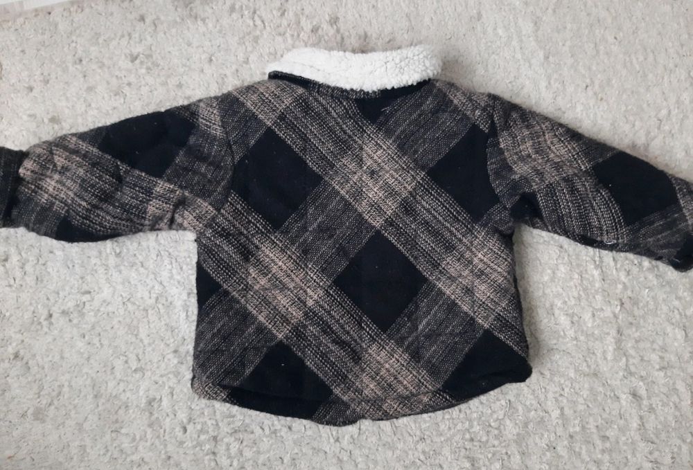 Palton baietel mărimea 74-80