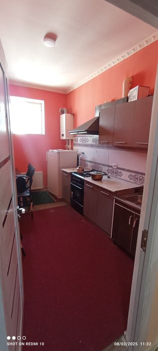 Fargʻona shahar shaxar hokimiyati oldidagi yangi qurilgan 8 qavatli